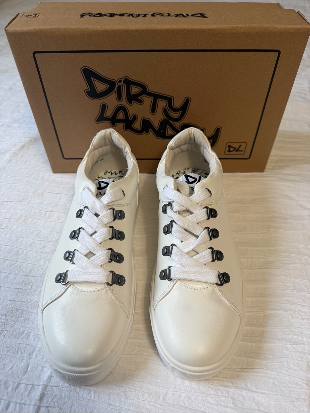 Dirty Laundry Elle Smooth White Platform Sneakers Women’s 8.5 NIB